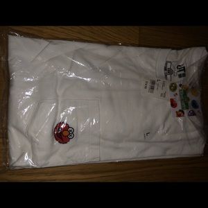 Kaws Sesame Street Elmo Tee Large